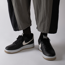 將圖片載入圖庫檢視器 NOZZLE QUIZ Jigsaw Crew Casual Socks (Jigsaw Coal)