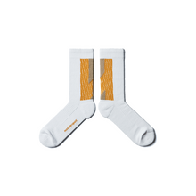 將圖片載入圖庫檢視器 NOZZLE QUIZ Landing Midcalf Socks (Elegant Yellow)