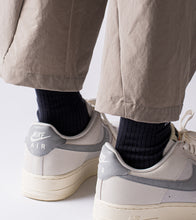 將圖片載入圖庫檢視器 NOZZLE QUIZ Essential FW22 Casual Socks (Night Blue)