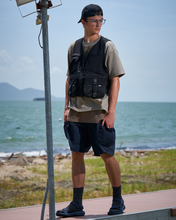 將圖片載入圖庫檢視器 LAKH SUPPLY Dispatchable Half Vest (Black)