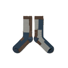 將圖片載入圖庫檢視器 NOZZLE QUIZ Patchwork Crew Socks (Patch Ocre)