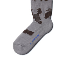 Load image into Gallery viewer, NOZZLE QUIZ Digit No. Jacquard Casual Socks (Land Brown)
