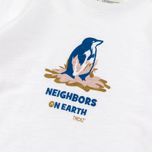 將圖片載入圖庫檢視器 TMCAZ Neighbours Penguin Tee (White) - TERMINAL MACAU
