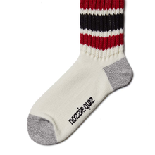 將圖片載入圖庫檢視器 NOZZLE QUIZ O&#39;Skool Casual Socks (O&#39;Red)
