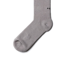 Load image into Gallery viewer, NOZZLE QUIZ Essential Crew Casual Socks (Crew Grey)
