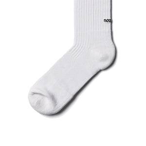 NOZZLE QUIZ Essential Crew Casual Socks (Crew White)