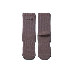 NOZZLE QUIZ Essential Vol.2 Casual Socks (Grey Red)